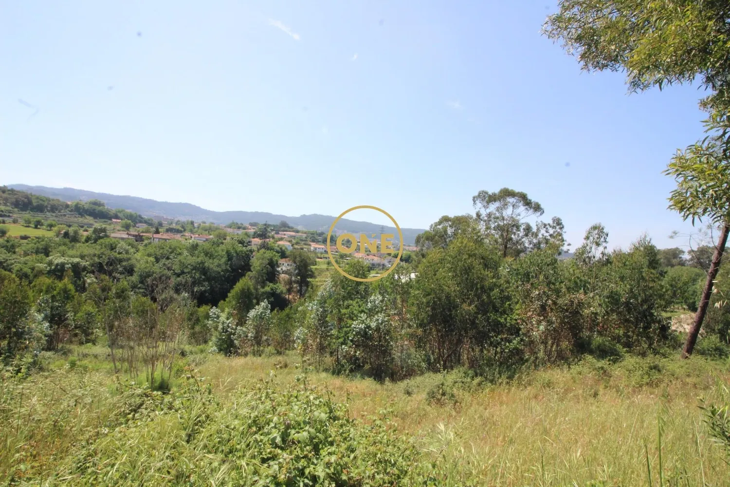 Lote de terreno de construção com 750m2 de área em Bairro para venda - 3