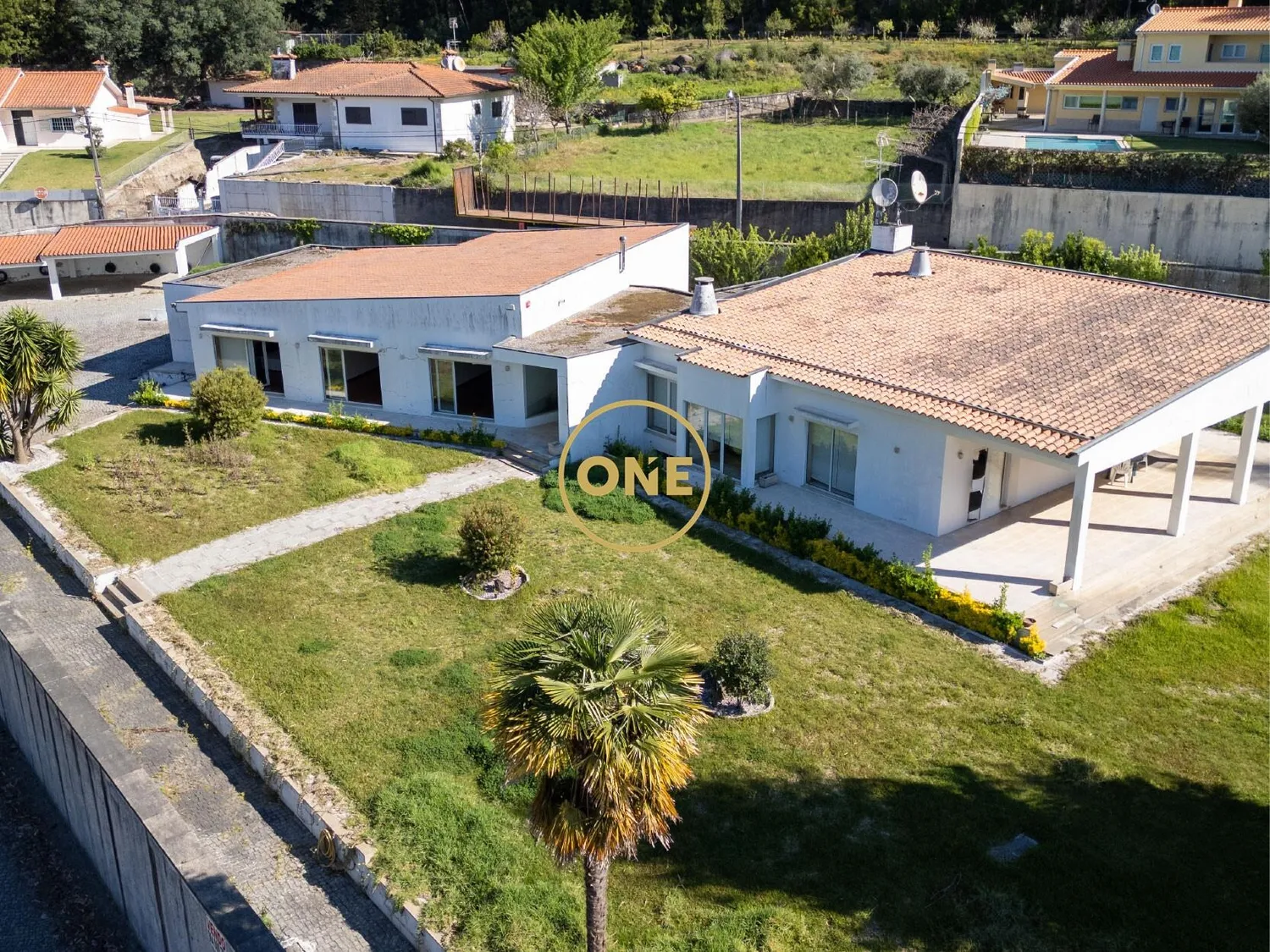 Independent house in Mariz - 2
