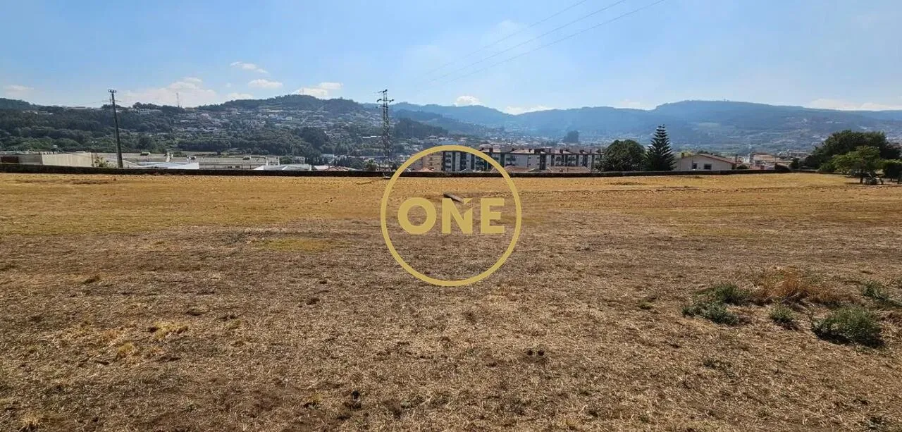 Terrain constructible à fort potentiel | Vila das Aves, Santo Tirso - 2