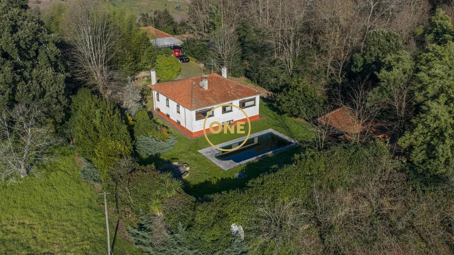 Farm with house and excellent areas – Neighborhood, Vila Nova de Famalicão - 3