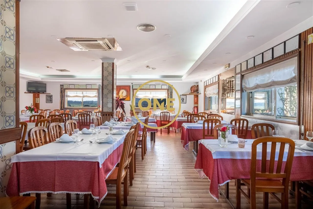 Restaurant "3 Rapazes" for Sale in Rates - 2