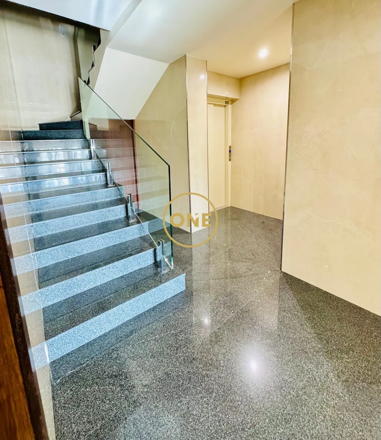 2+1 bedroom apartment with sea view - 3
