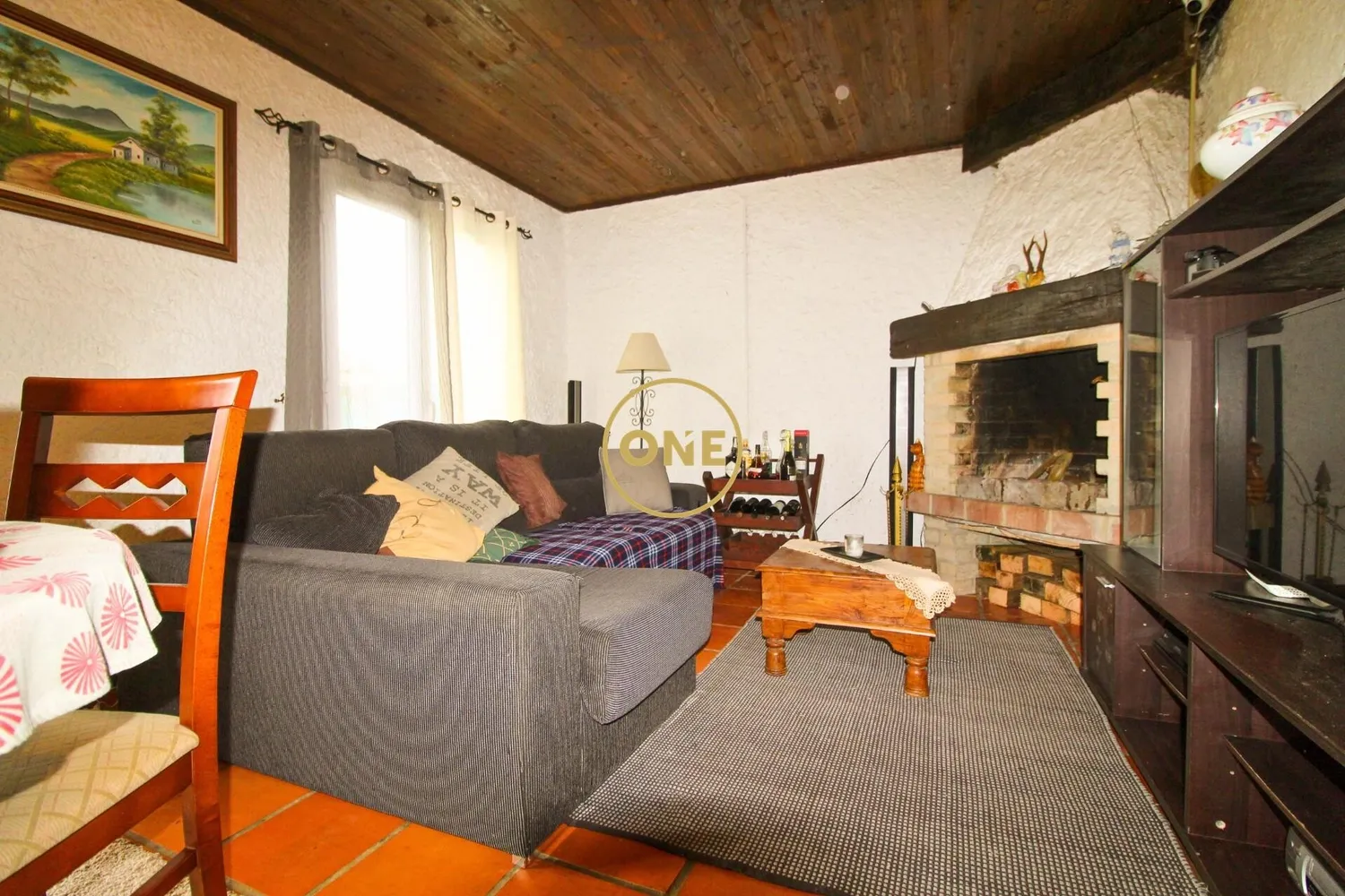 T4 House - 3