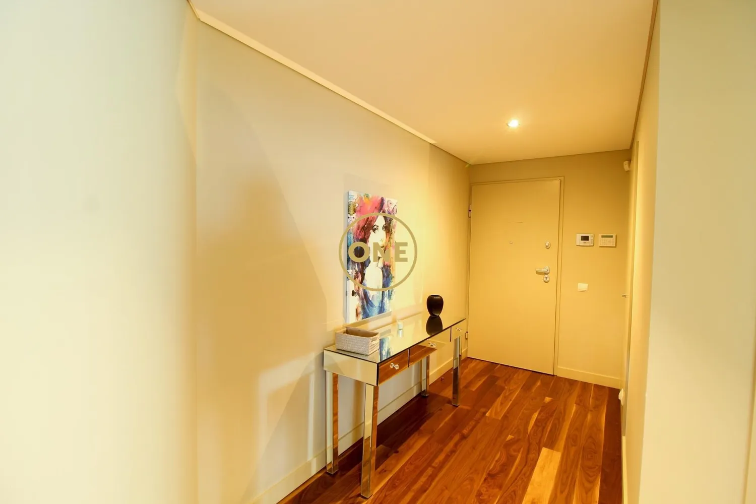 2 bedroom apartment - 2