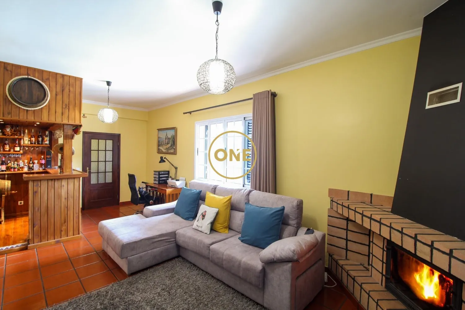 5 bedroom house - 2