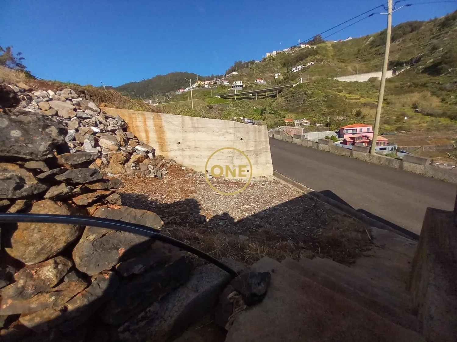 Land with 576m² - 3