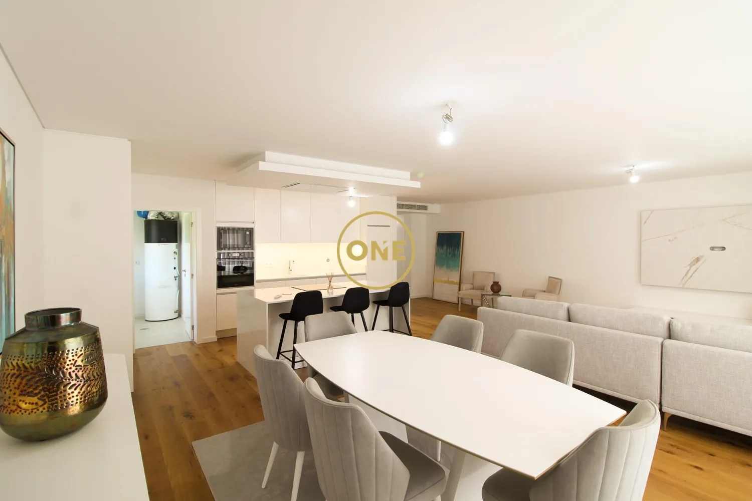 PentHouse T6 - 3