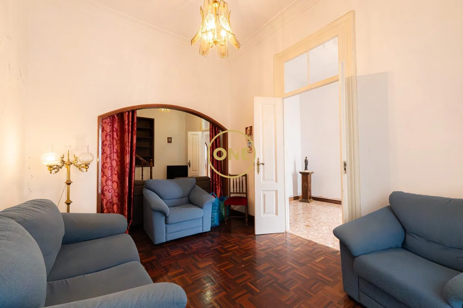 Centenary House T5 | Tradition, History and Potential in the Heart of Vila Franca do Campo - 3