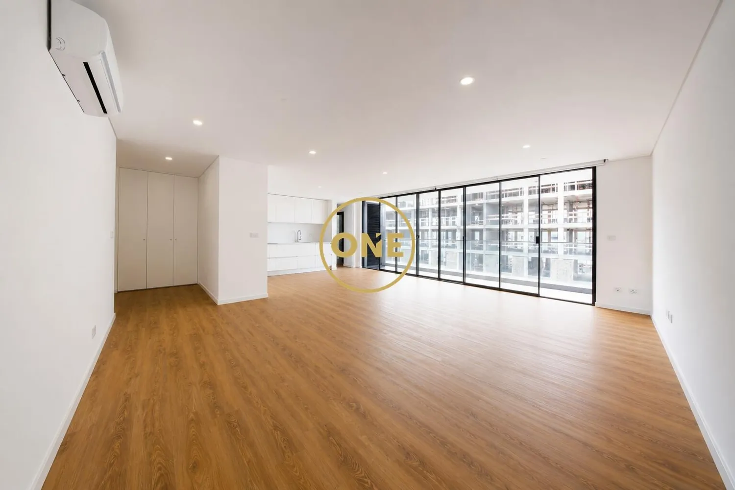 New 3 bedroom apartment | Paim | Garage | Elevator | Balcony - 2