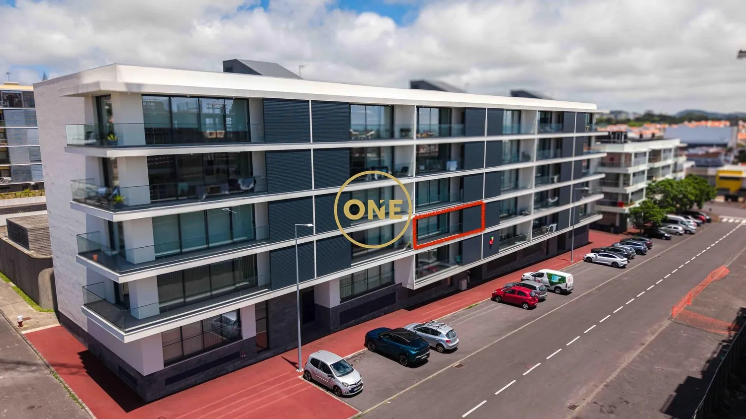 New 3 bedroom apartment | Paim | Garage | Elevator | Balcony