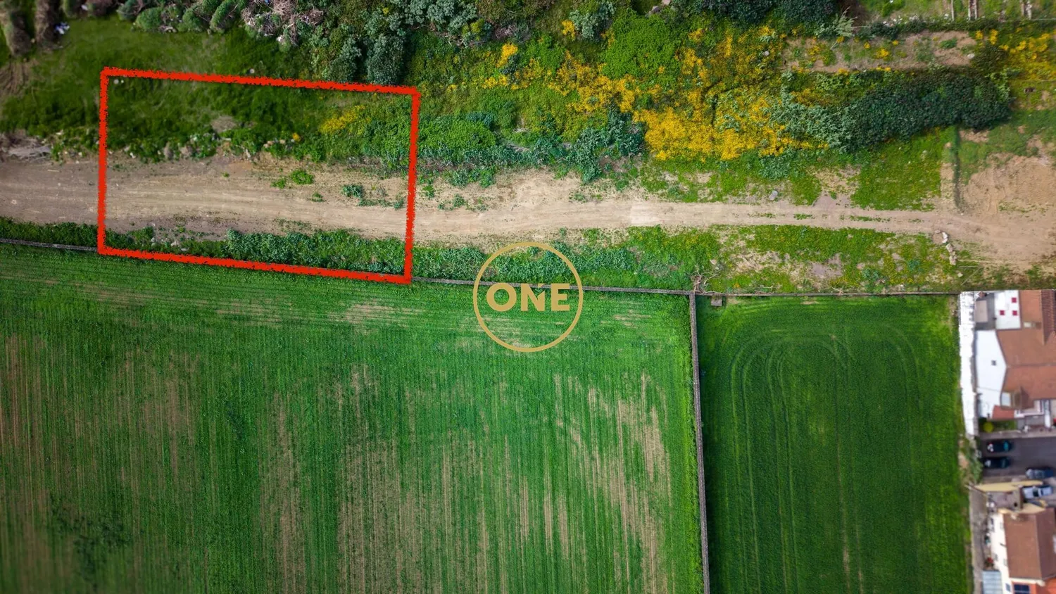📍 Urban Land on Grass – Excellent Investment and Construction Opportunity - 2