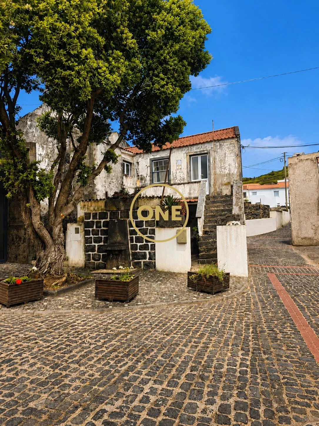 Moradia T5 na Rua da Matriz – Ilha do Corvo