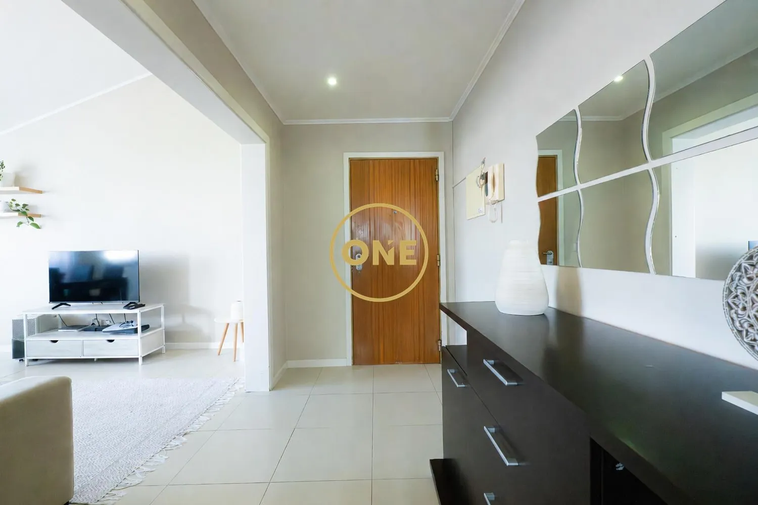 ✨ 1+1 bedroom apartment in Livramento – 2 minutes walk from Pópulo Beach ✨ - 2