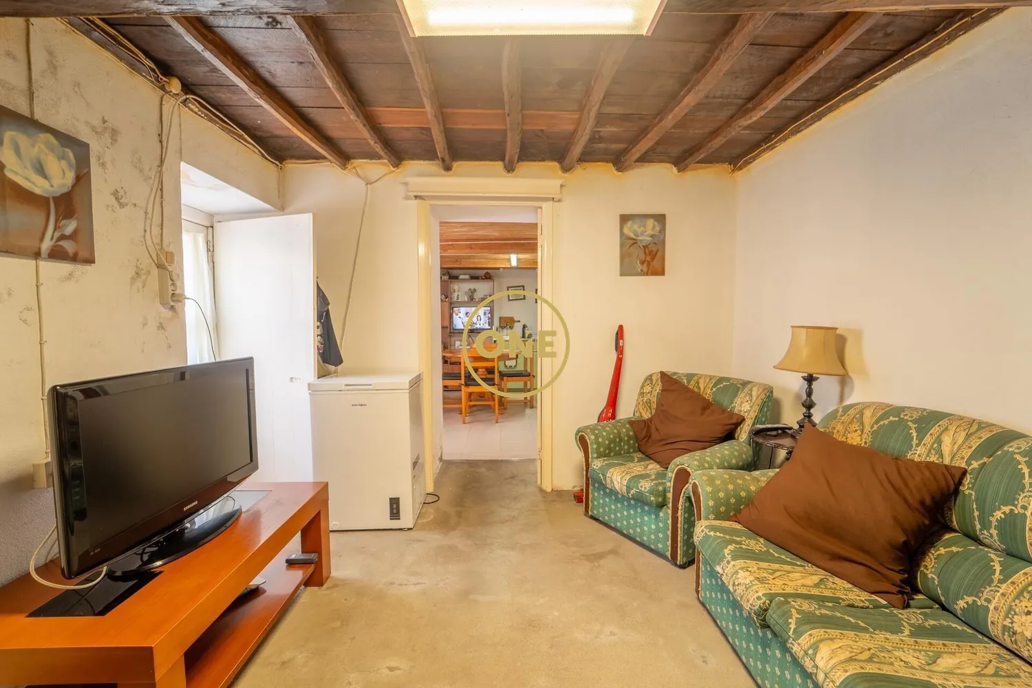 2-bedroom house to renovate - 3