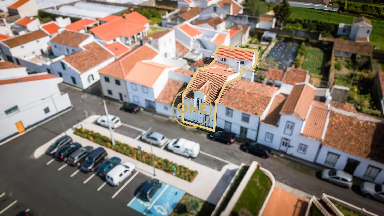 🏡 4-bedroom house with 2-bedroom annex and backyard | Vila Franca do Campo