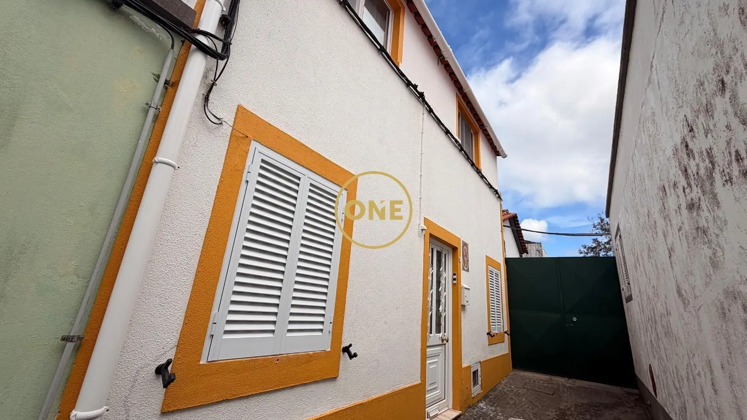 Renovated House in the Heart of Ponta Delgada