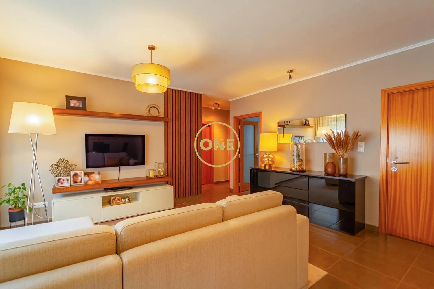 Apartamento T2 – Localização Central e Funcionalidade - 2