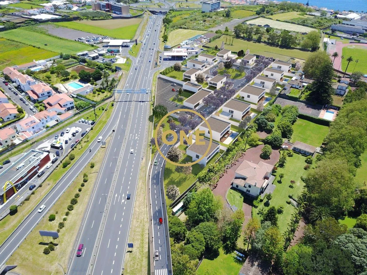 🏡 Laranjeiras Gardens – Oportunidade Exclusiva em Ponta Delgada