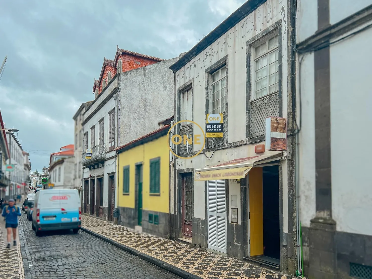 PRÉDIO COM 2 PISOS NO CENTRO HISTÓRICO DE PONTA DELGADA - 2