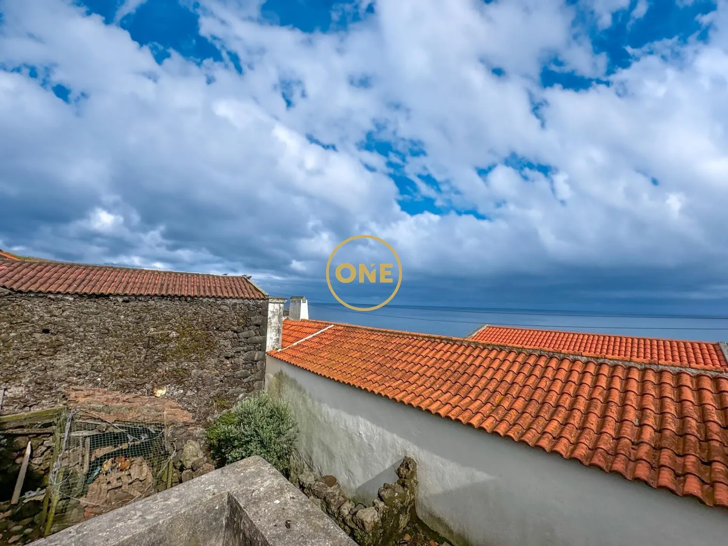 TRADITIONAL HOUSING IN CORVO – A PROJECT WITH ATLANTIC VIEWS - 3