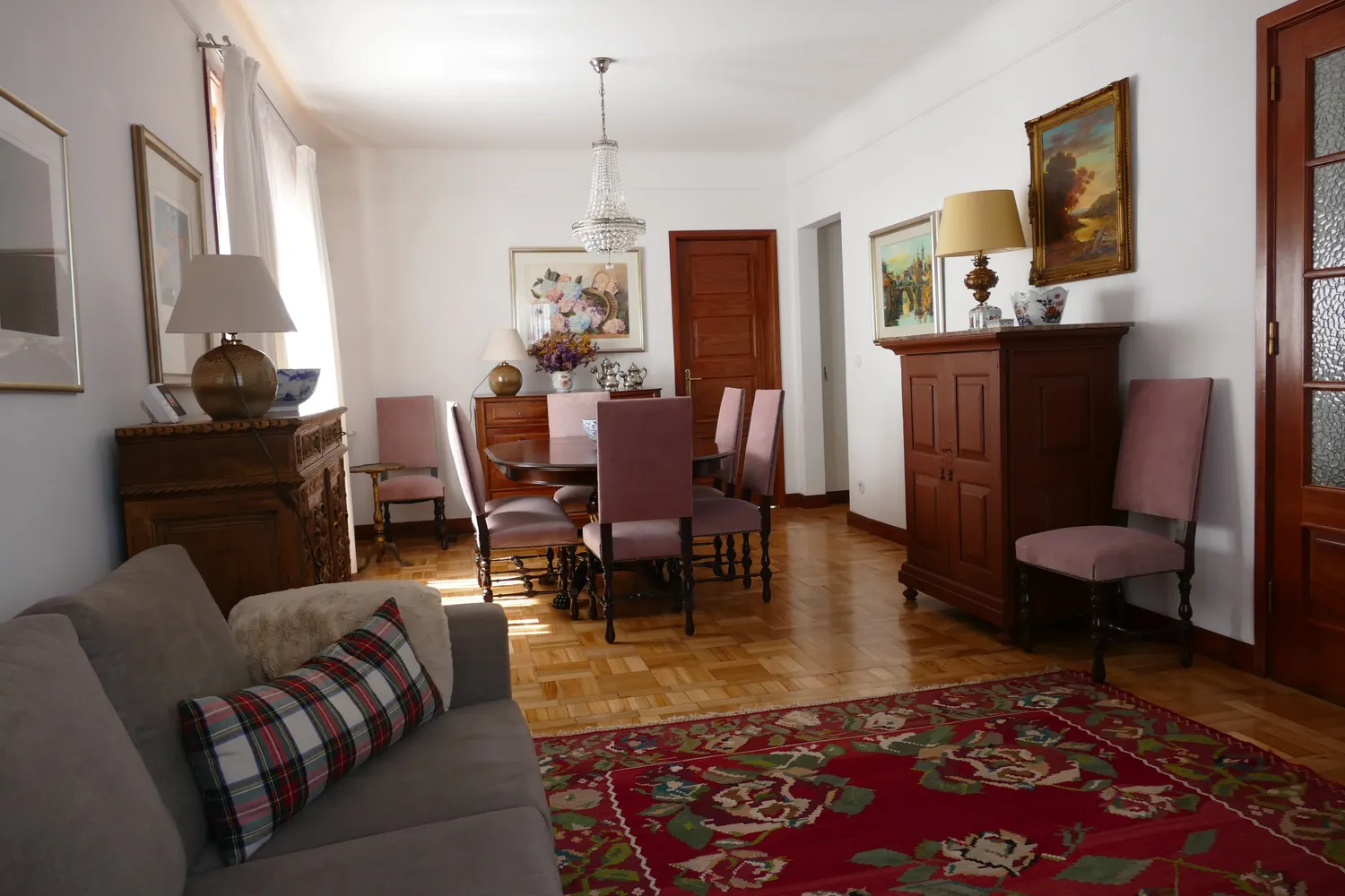 Moradia T4+1 em Paranhos - Totalmente renovada