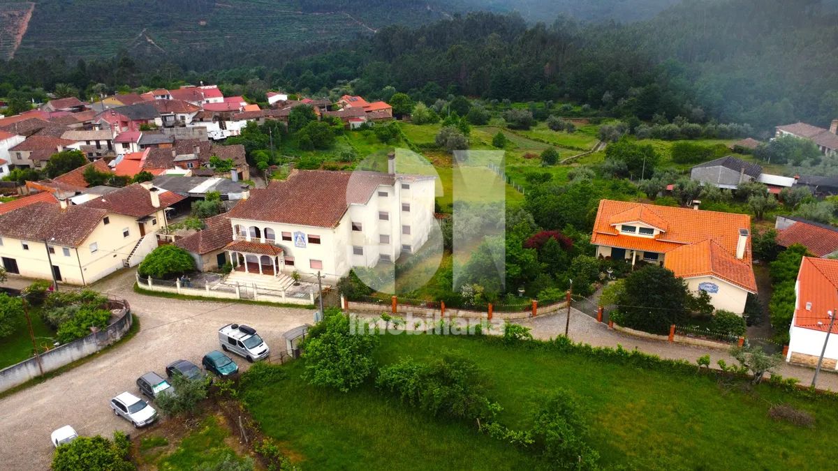 Fantastic House - 2
