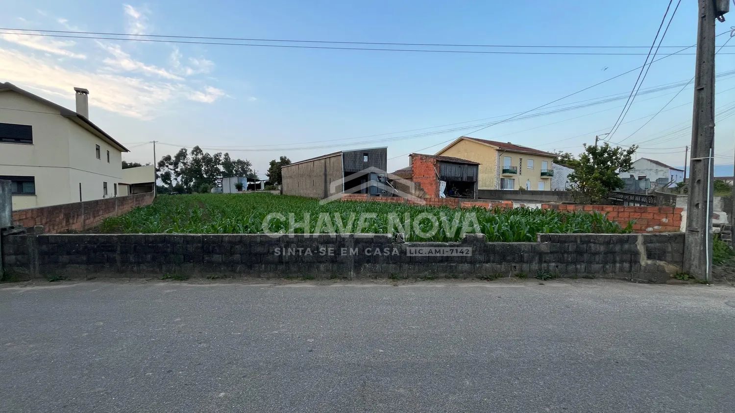 TERRENO PARA CONSTRUÇÃO EM FERMELÃ – 1.820 m²