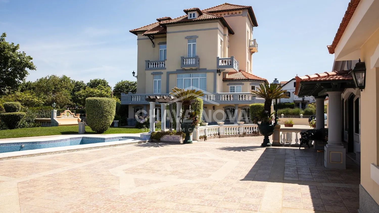  Palacete único, situado próximo à prestigiada Praia da Granja
