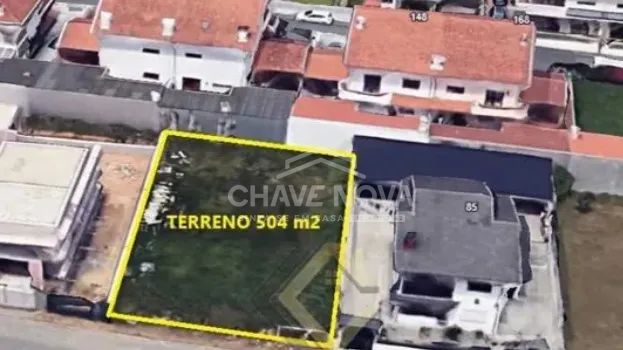 Terreno para Construção com Projeto Aprovado – Moradia T3 em Serzedo, Vila Nova de Gaia