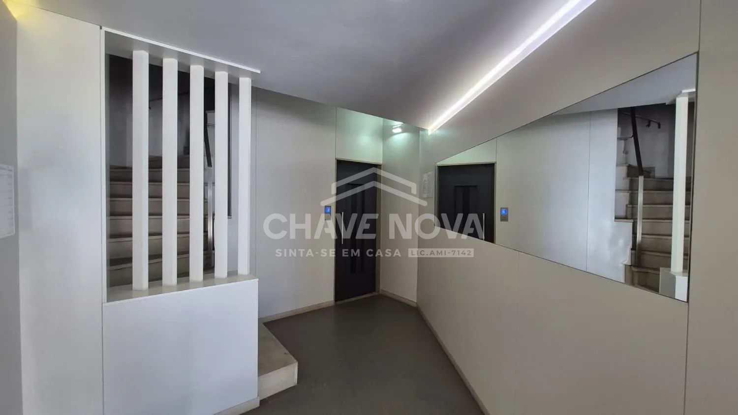 T4 Único a 2 Minutos da Rotunda da Boavista com Privacidade Total - 2