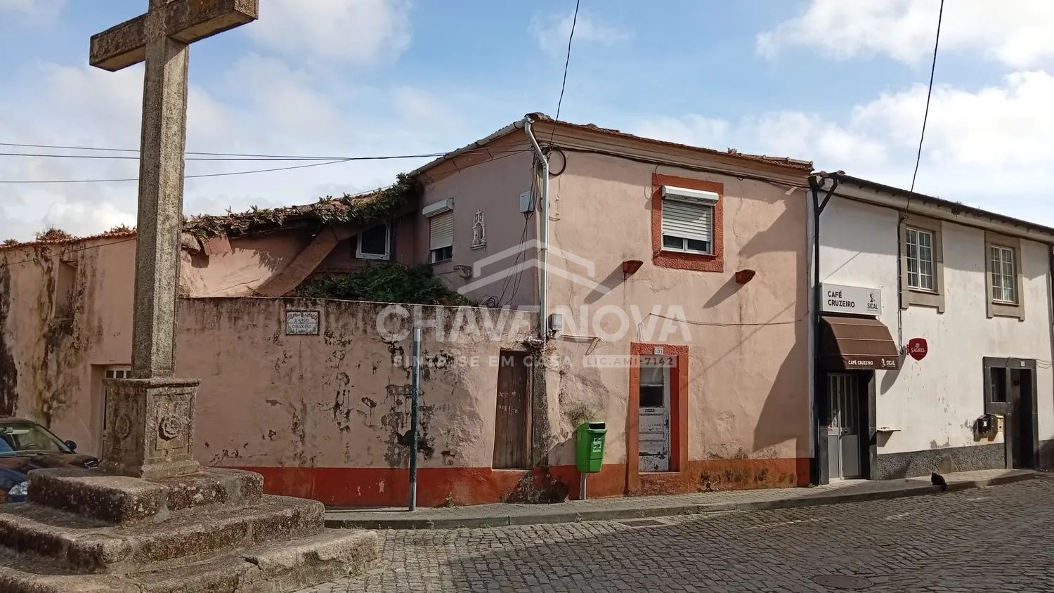 Casa para restaurar | Madalena - 2