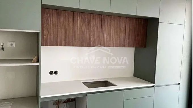Apartamento T2 - PRIVILEGE - com 2 Suites, 2 Terraços, duas frentes (Nascente/Poente), 2 Lugares de Garagem e Arrumos  junto à futura estação de METRO (VL8), Vila Nova de Gaia.