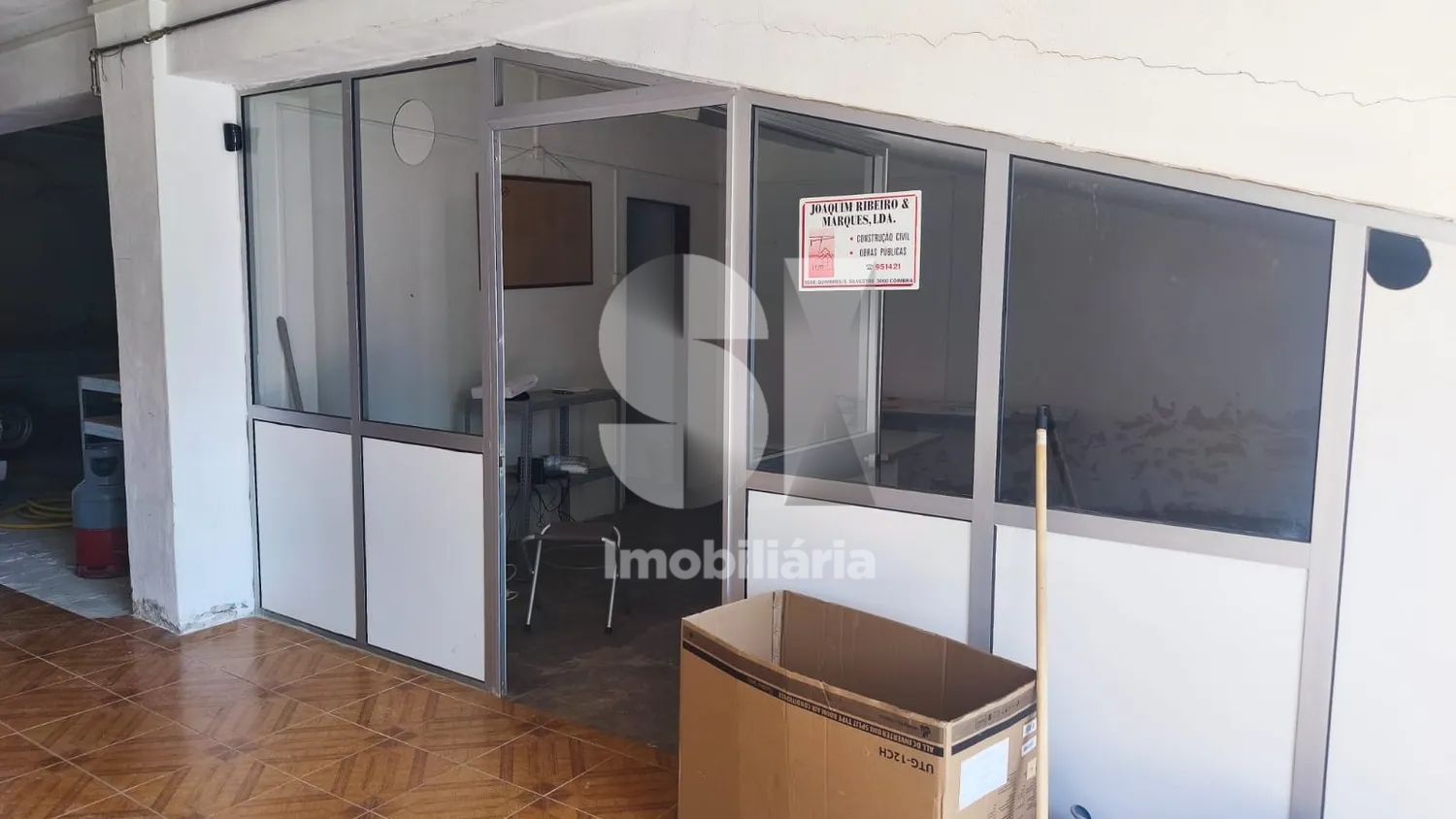Garagem com Escritório  - 2