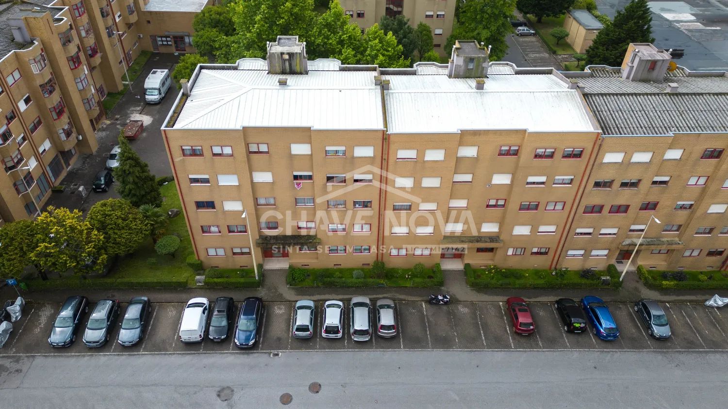 Apartamento T3 situado na zona de Coimbrões 