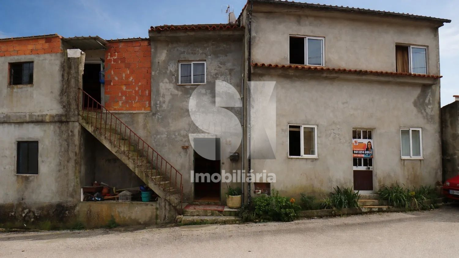 Moradia para recuperar a 18 km de Coimbra!