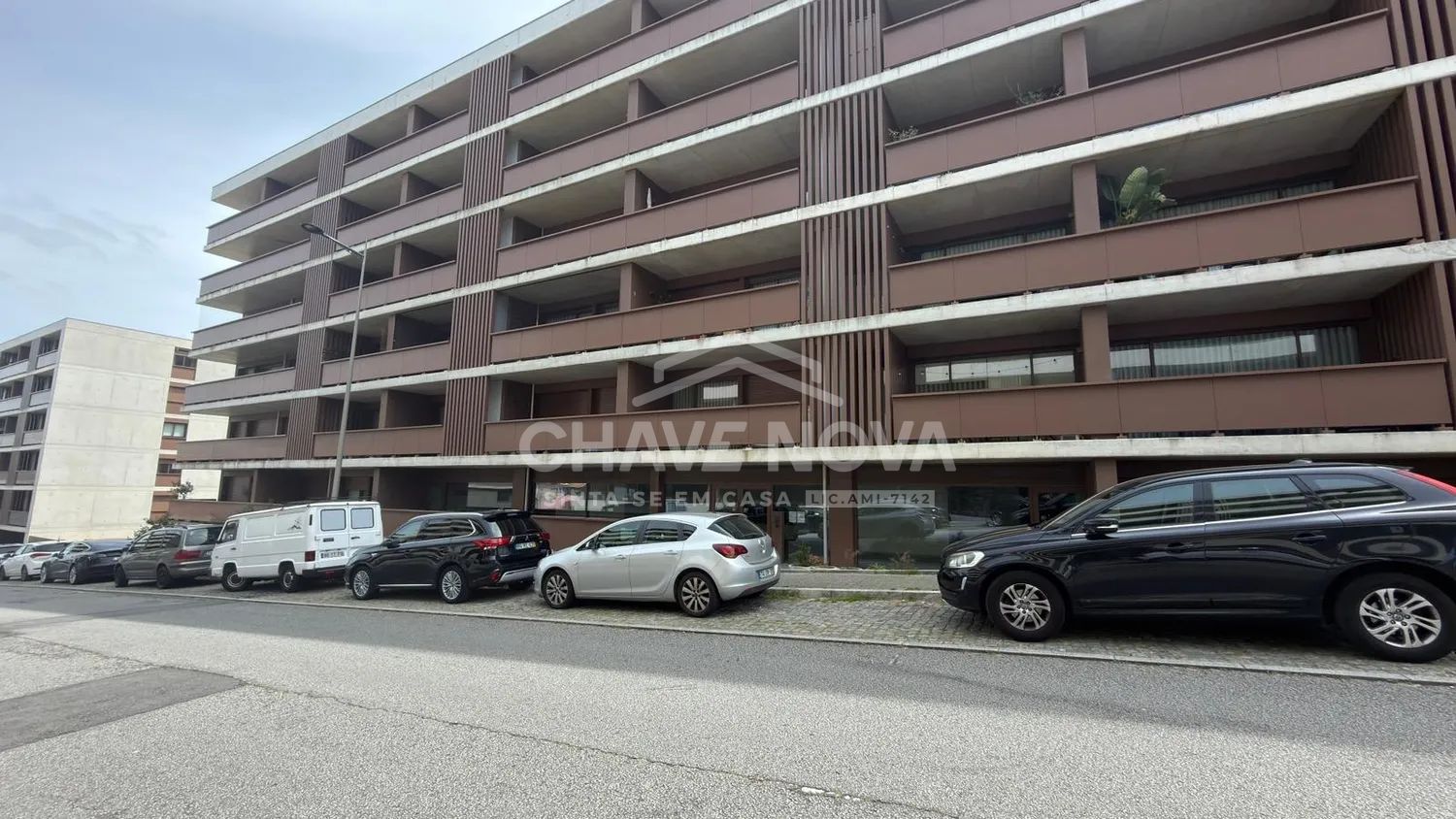 Apartamento T3 Novo c/ 2 Lugares de Garagem em Oliveira do Douro