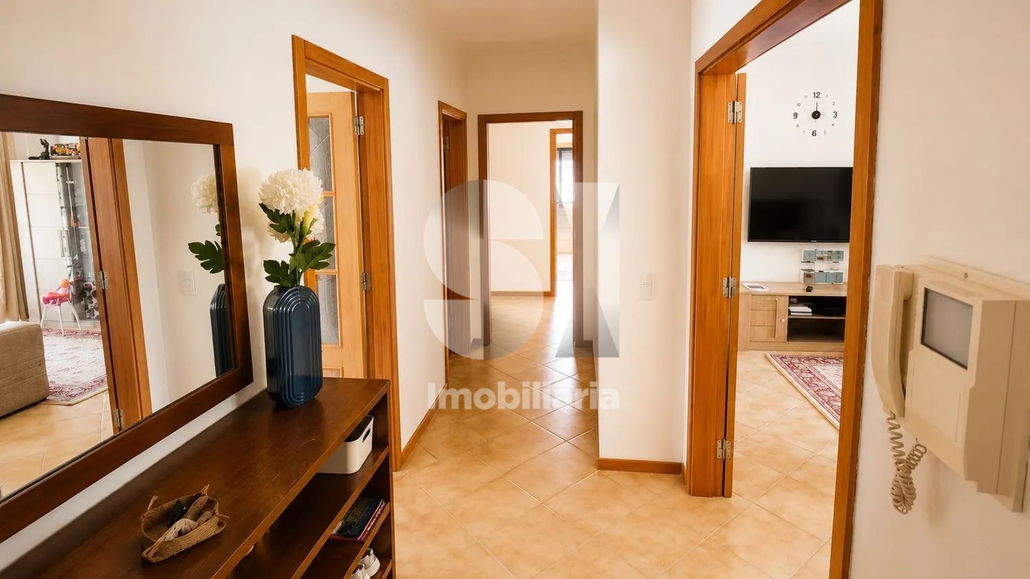 Apartamento T3 em Brasfemes com Garagem Fechada  de 57 m² - 3