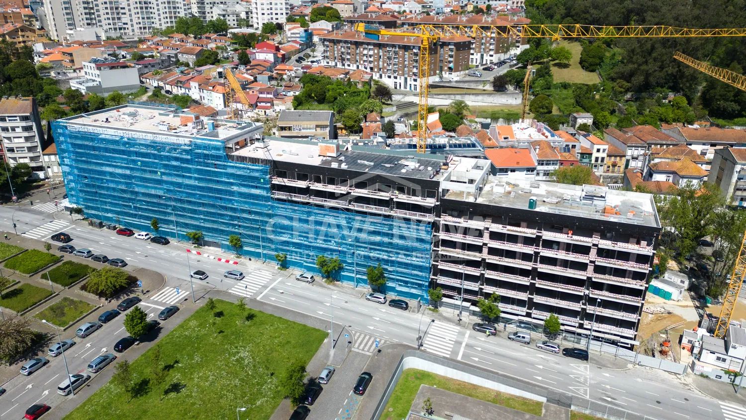 Apartamento T1 Novo c/ Lugar de Garagem em Campanhã (Praça Flores) - 2