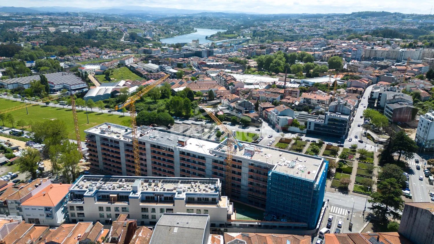 Apartamento T1 Novo c/ Lugar de Garagem em Campanhã (Praça Flores) - 3