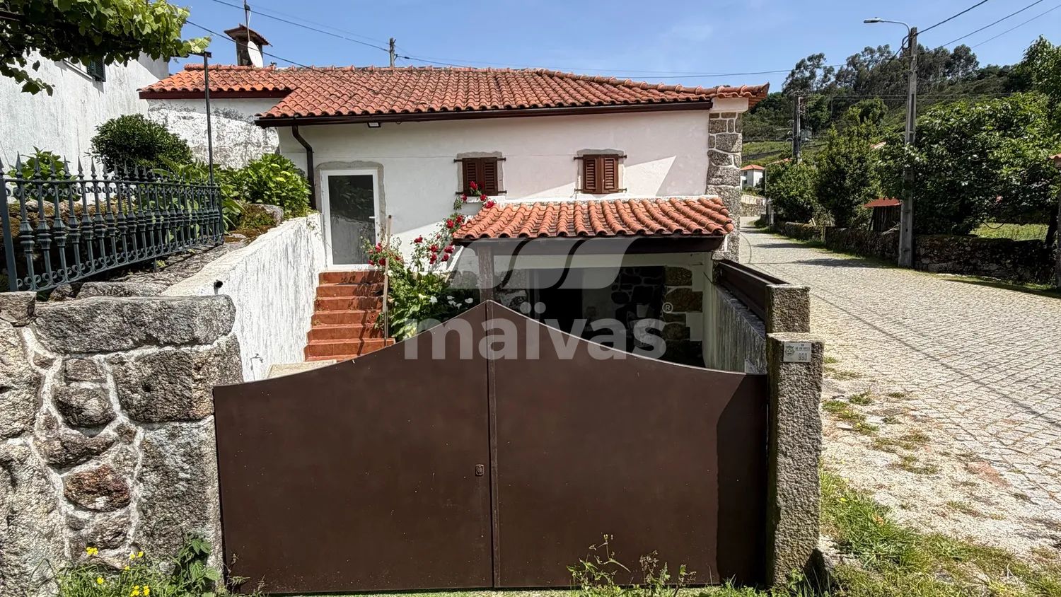 Moradia T2 em Pedra Renovada com Vista Panorâmica – Ponte de Lima 