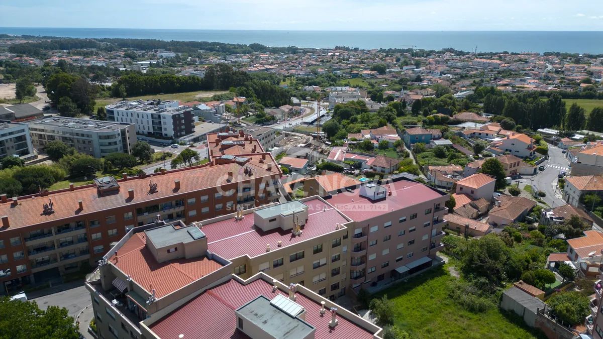 Apartamento T3 c/ Vistas Mar e Garagem Box em Canidelo