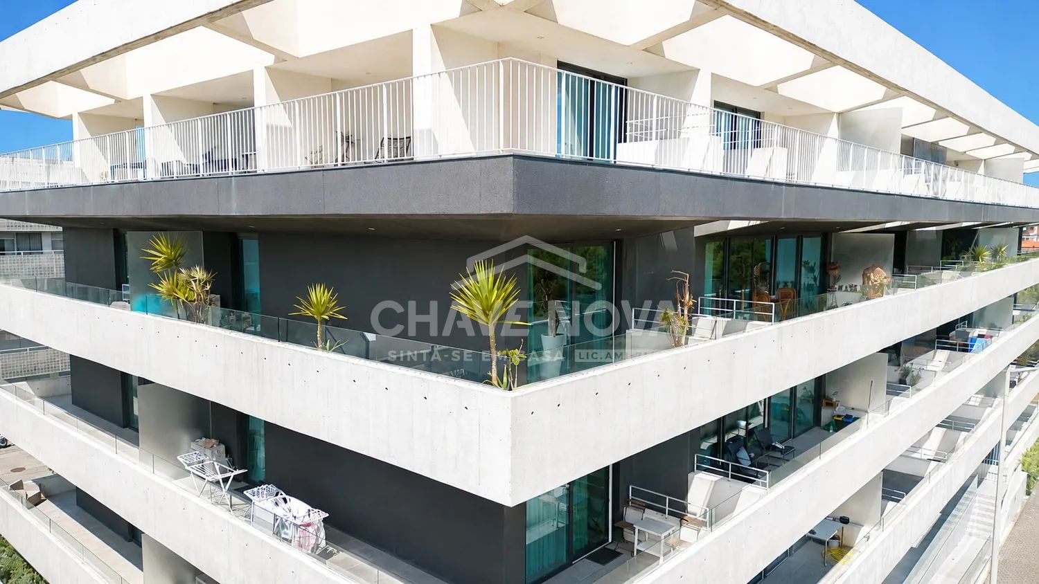 Apartamento T2 de Luxo no Forbes Garden – Granja | A 300m da Praia - 2