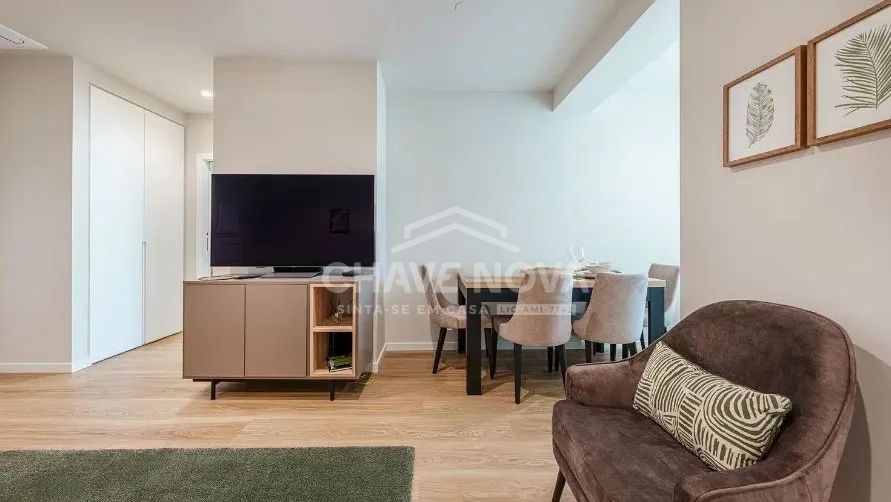 T1 Sofisticado e Pronto a Habitar em Localização Premium - 2