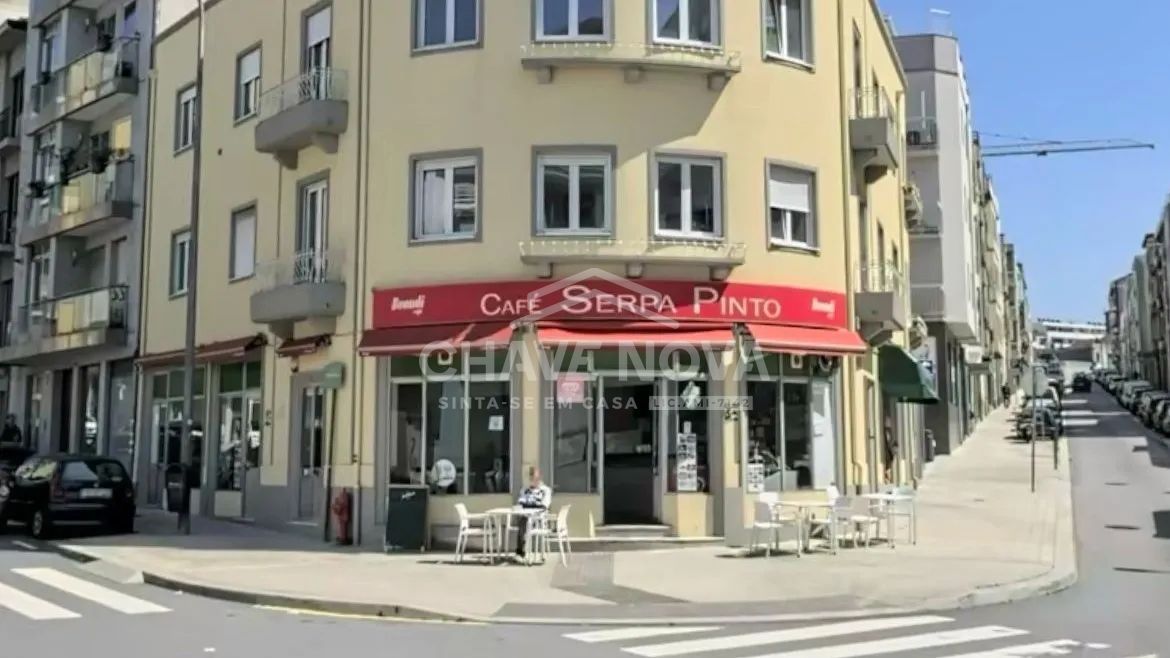 Trespasse com Cedência de Quotas de Café em Cedofeita | Porto - 3