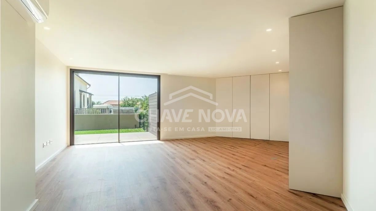 Apartamento T2 Novo c/ Jardim (39m2) em Arcozelo (Praias) - 2