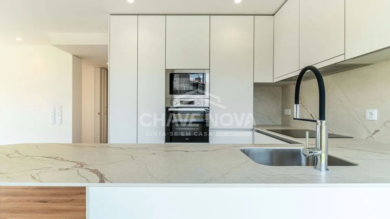 Apartamento T1 Novo c/ Varanda e Lugar de Garagem em Arcozelo (Praias) - 3