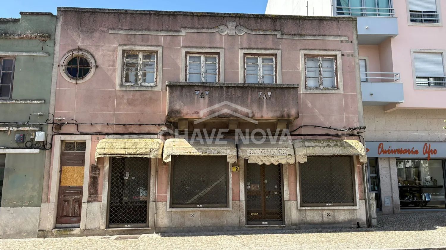 Predio na Baixa da Banheira