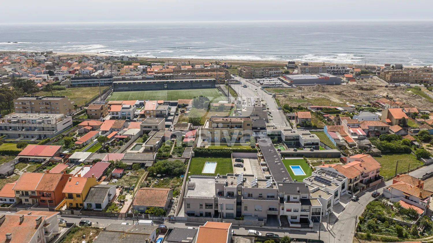 Apartamento T3+1 - Condomínio com Piscina - 3