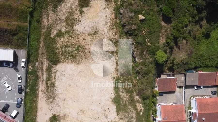 Terreno Urbano com Elevado Potencial de Investimento em Santa Clara - 2