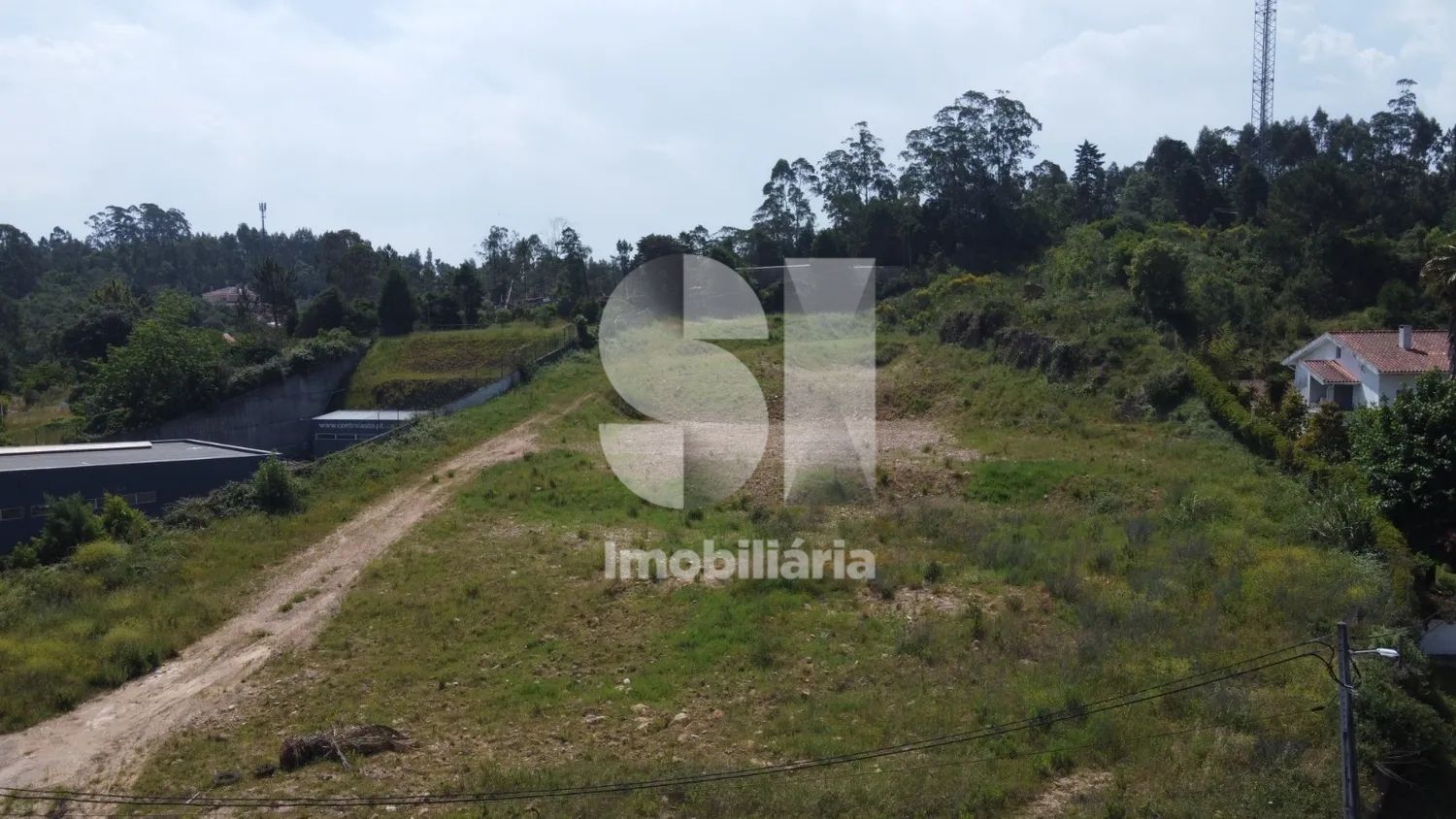 Terreno Urbano com Elevado Potencial de Investimento em Santa Clara - 3